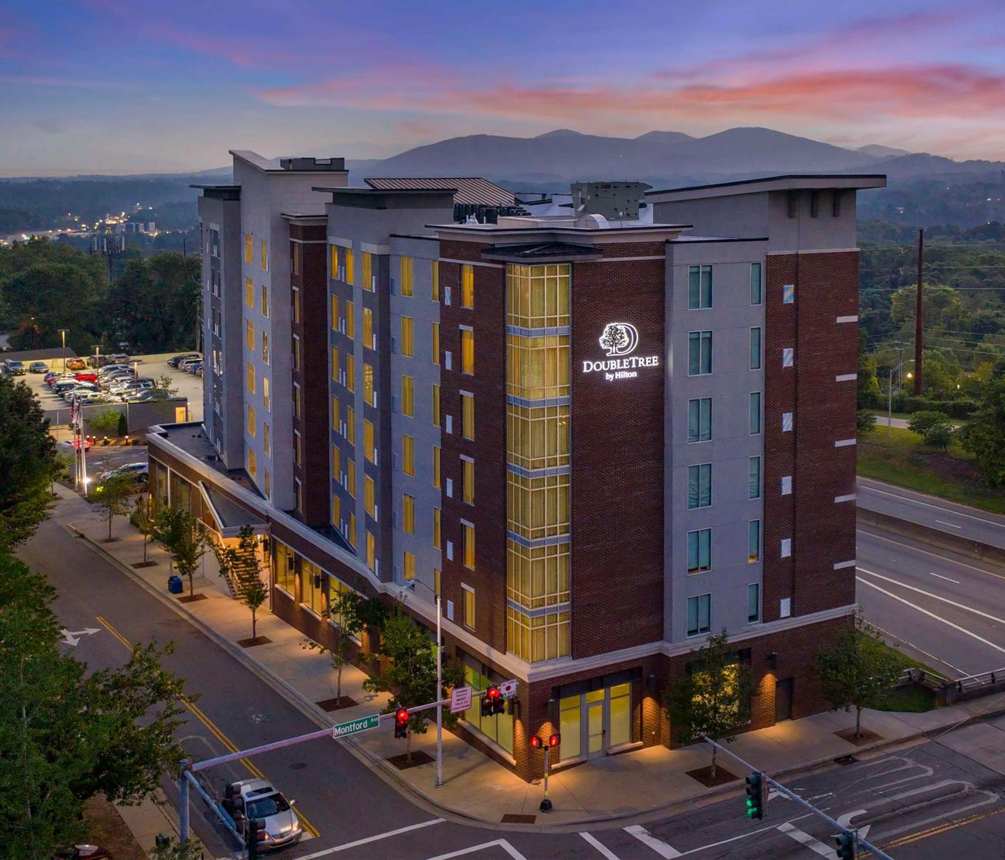 Doubletree By Hilton Asheville Downtown Exterior photo